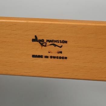 FÅTÖLJER, ett par, "Mina", Bruno Mathsson, 1900-talets andra hälft.