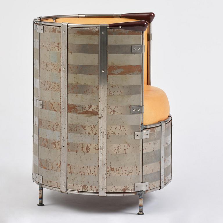 Mats Theselius, fåtölj, "Älgskinnsfåtöljen", ed. 52/360, Källemo, Värnamo, efter 1991.