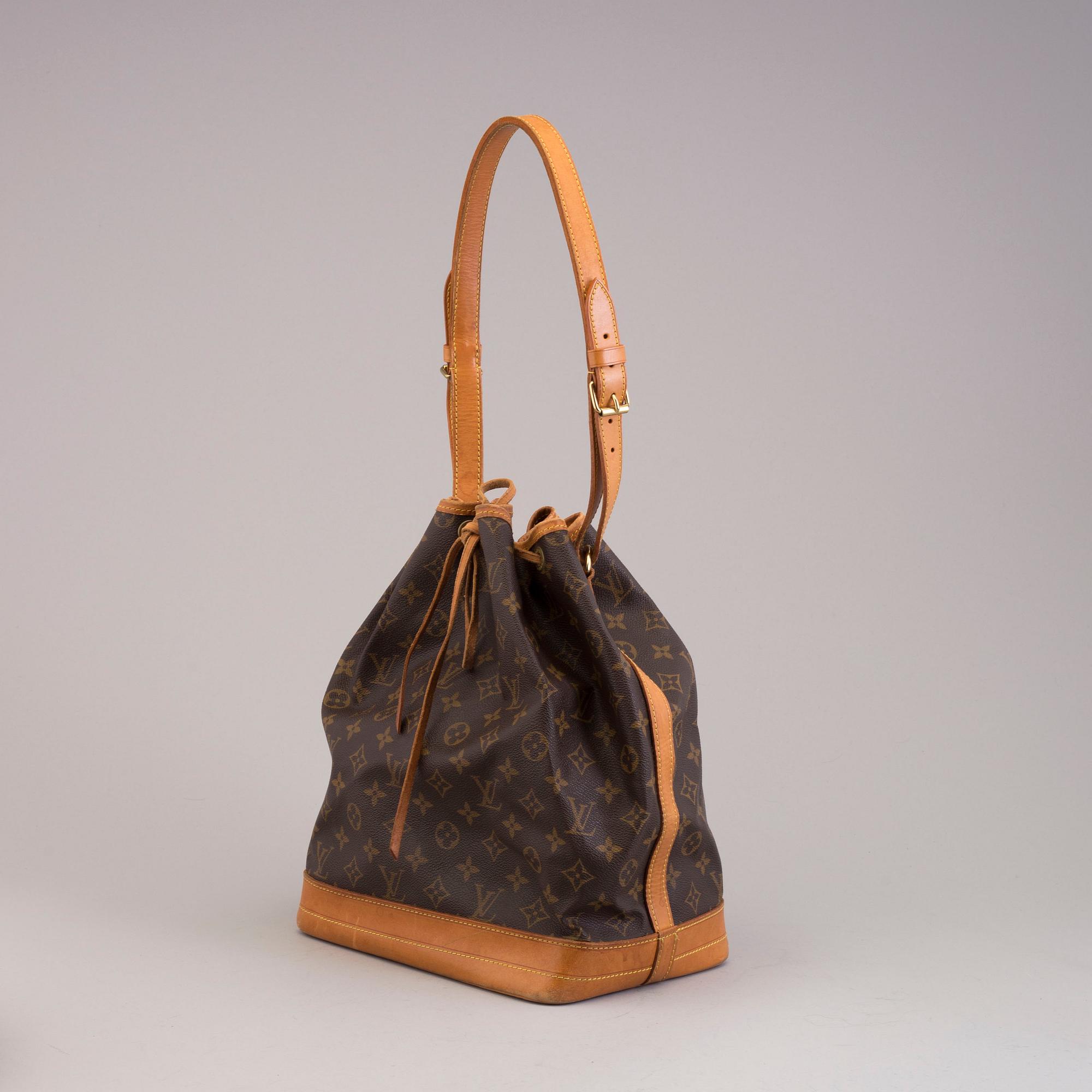 LOUIS VUITTON, a 'Noé' handbag.
