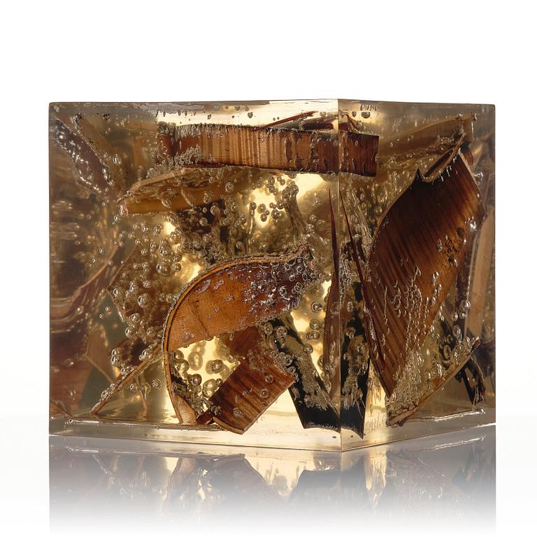 Arman (Armand Pierre Fernandez), Accumulation med fiol.