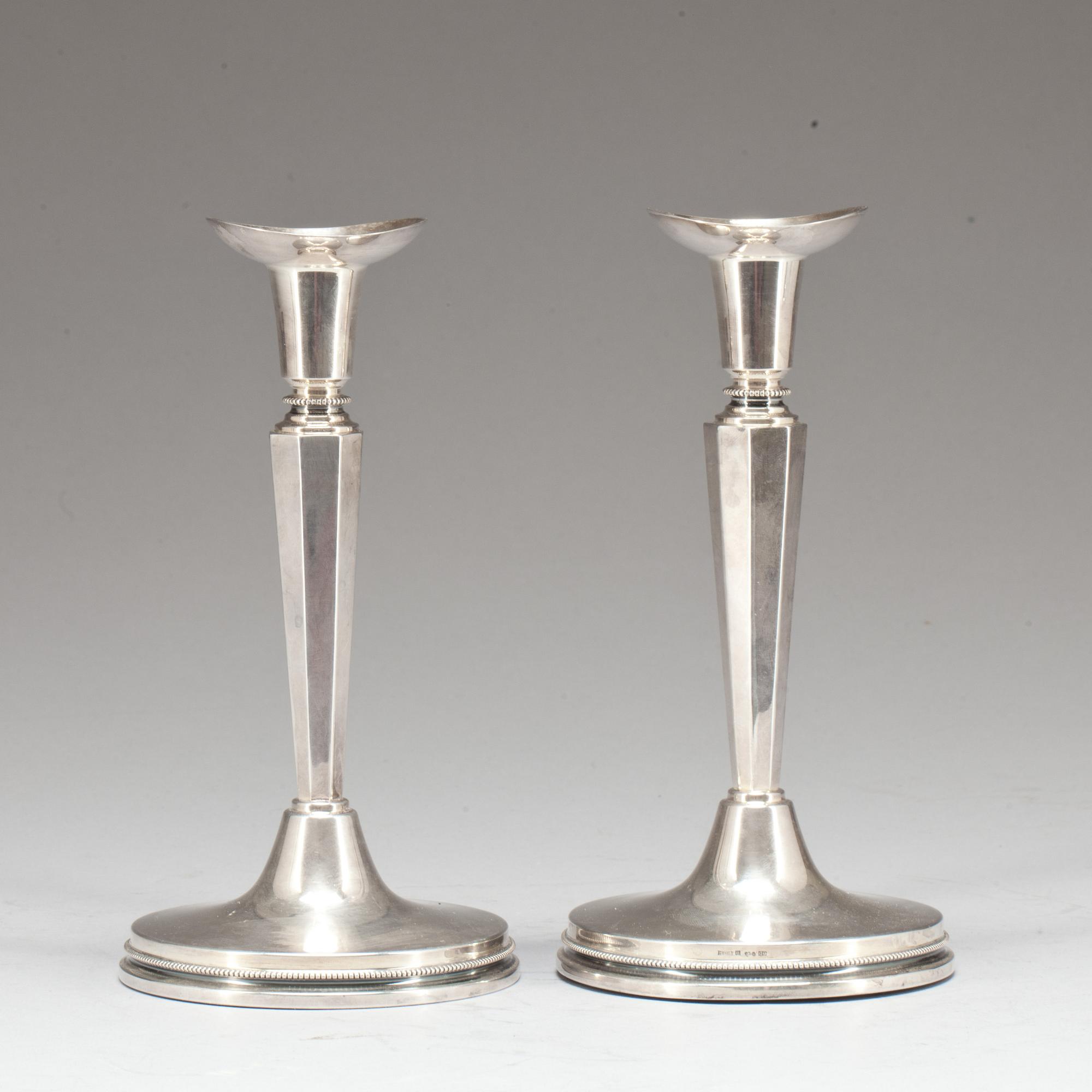 LJUSSTAKAR, ett par, silver, MGAB, Uppsala 1957.