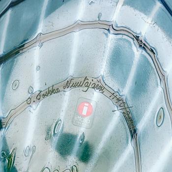 Oivo Toikka, fågel, "Martin hanhi", för 80-årsjubileet av Finlands självständighet, Nuutajärvi Notsjö, Iittala, Finland.