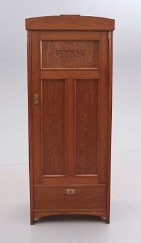 KLÄDSKÅP, jugend, tidigt 1900-tal.