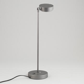 A 'Kaio Fluo' table lamp by Ernesto Gismondi for Artemide.