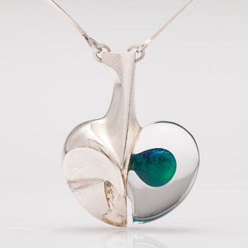 BJÖRN WECKSTRÖM, A sterling silver and acrylic necklace "Space apple". Lapponia 1985.