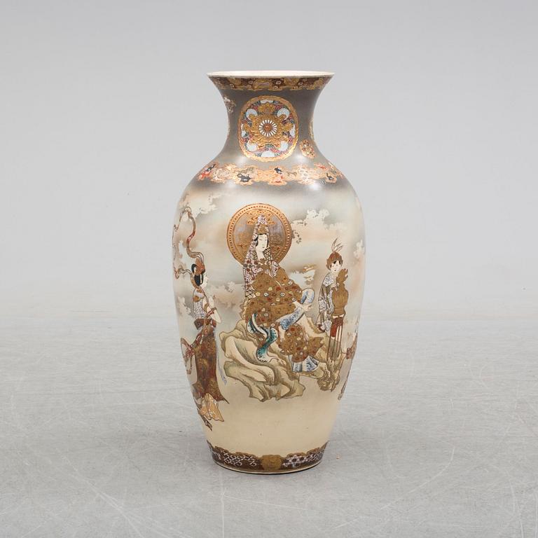 A large Japanese 19th century satsuma vase.