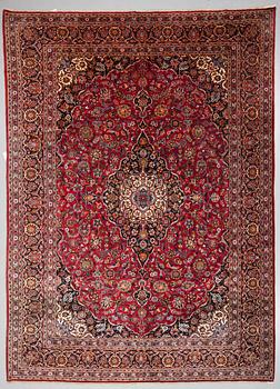 A carpet, Kashan, around 385 x 279 cm.