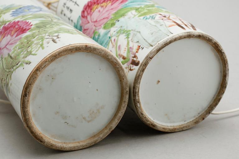 BORDSLAMPOR, 1 par, porslin, Kina, 1900-talets andra hälft.