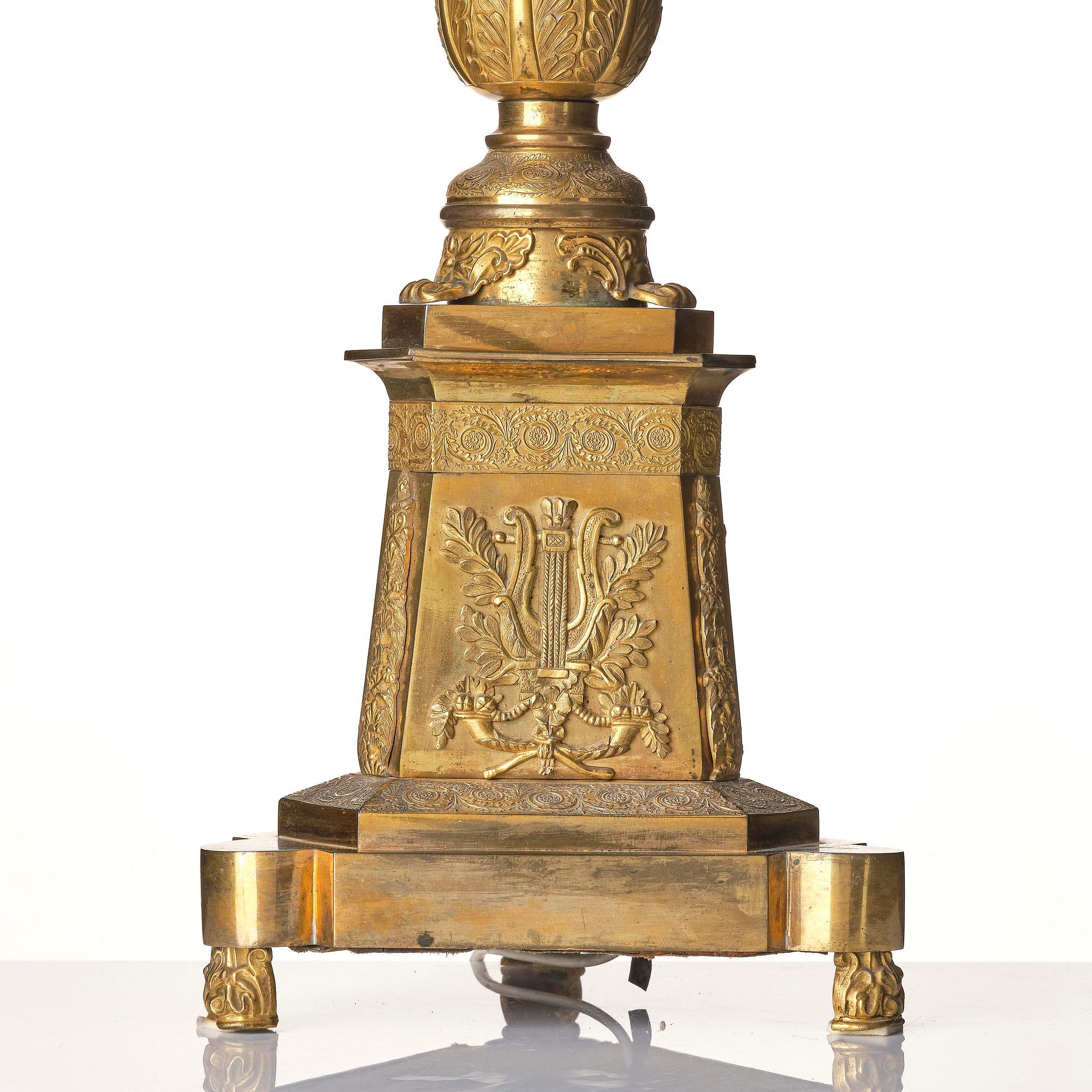 A Russian Empire ormolu lamp, ca 1830's.