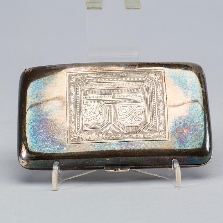 CIGARETTETUI, silver, svenska importstämplar, vikt ca 140 g.