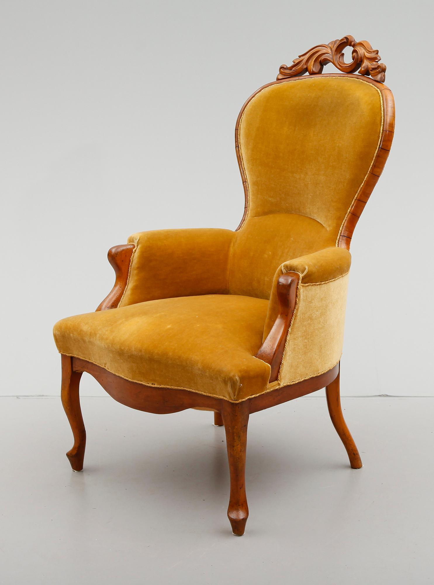 FÅTÖLJ, nyrokoko, 1800-talets andra hälft.