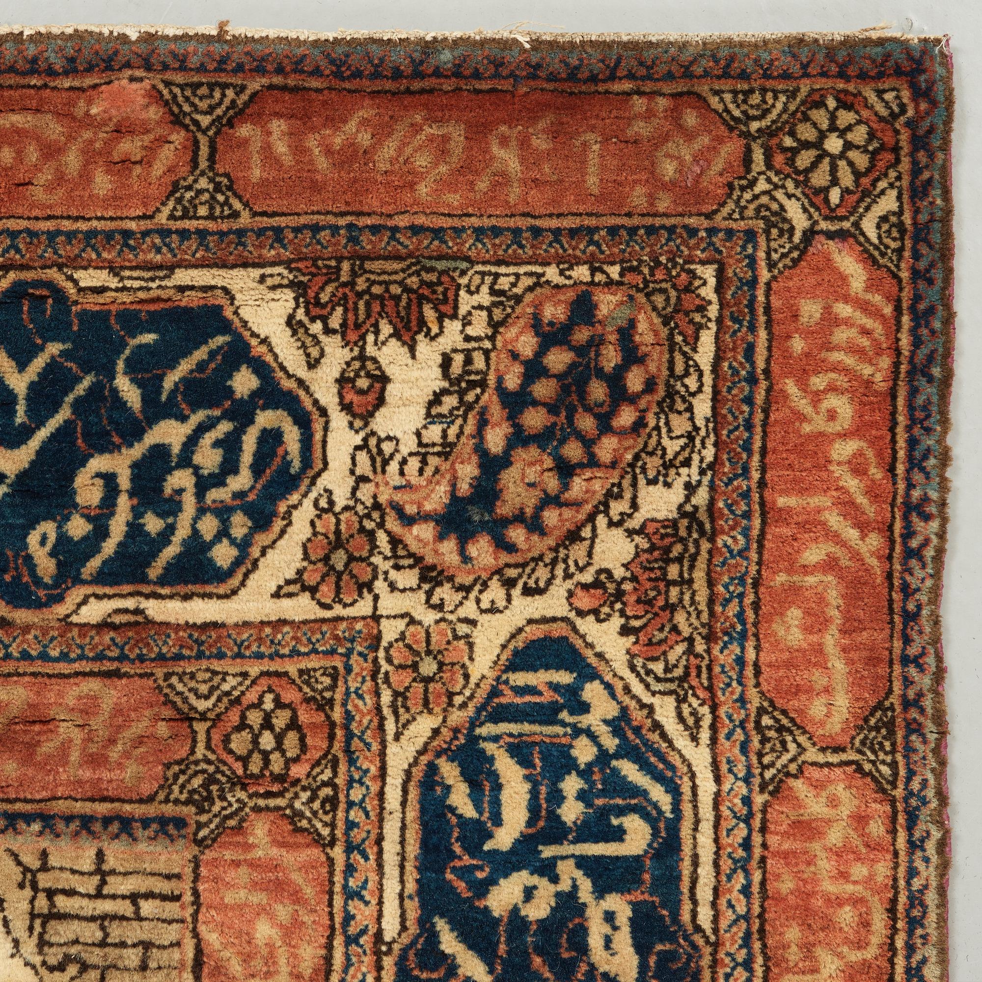 A RUG. A semi-antique Kashan a so called Motachem. 211 x 136,5 cm.