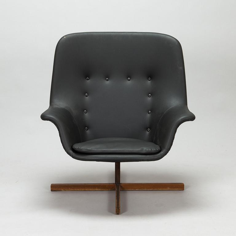 Carl Gustaf Hiort af Ornäs, A 1960s 'Caravelle' armchair for Puunveisto Oy - Wood work Ltd.