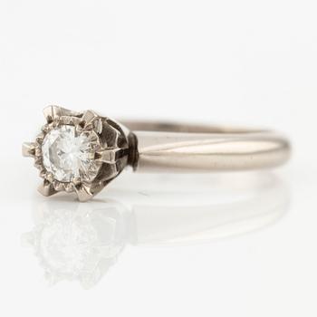 Ring 18K vitguld med en rund briljantslipad diamant 0.317 ct Tw/if enligt gravyr.