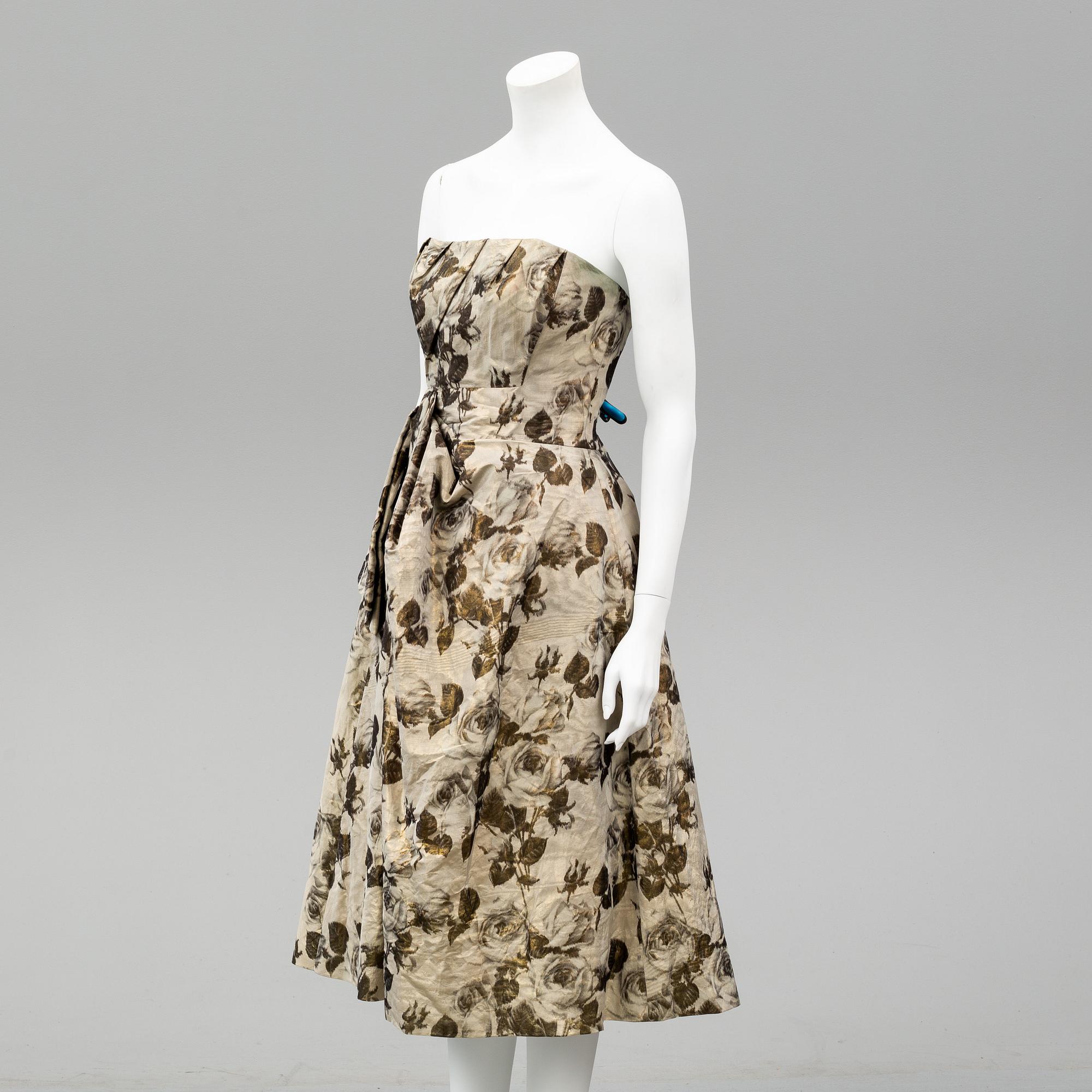 A cocktail dress from Märtaskolans Franska Avdelning, Stockholm, 1950's.