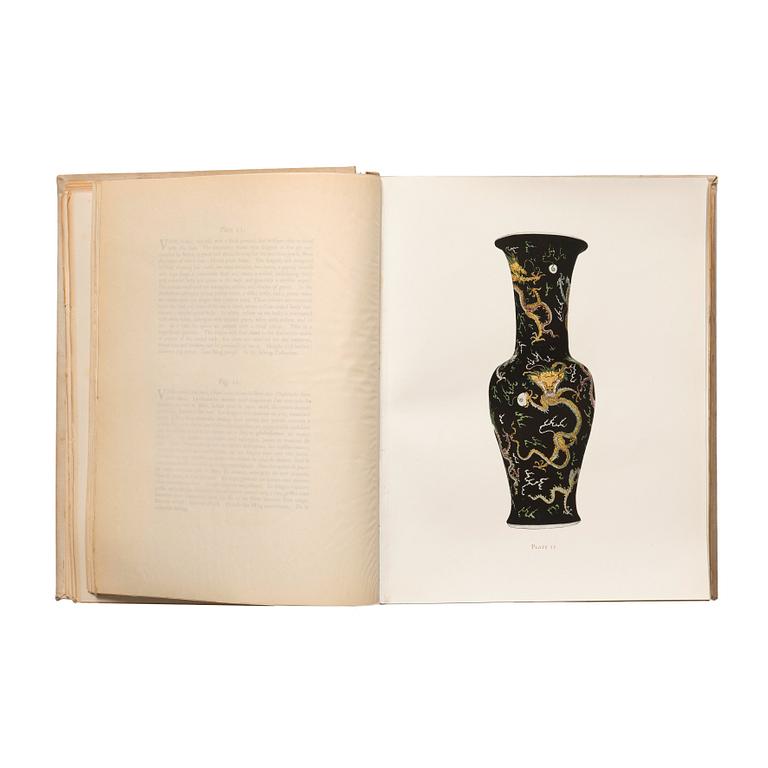 Edgar Gorer och J.F. Blacker, "Chinese Porcelain and Hard Stones", vol I och II.