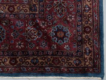 MATTA. Orientalisk. Ca 356 x 272.