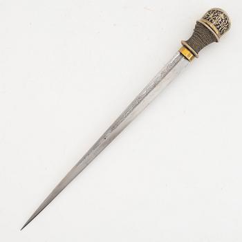 A Bhutanese dagger, Dozum.
