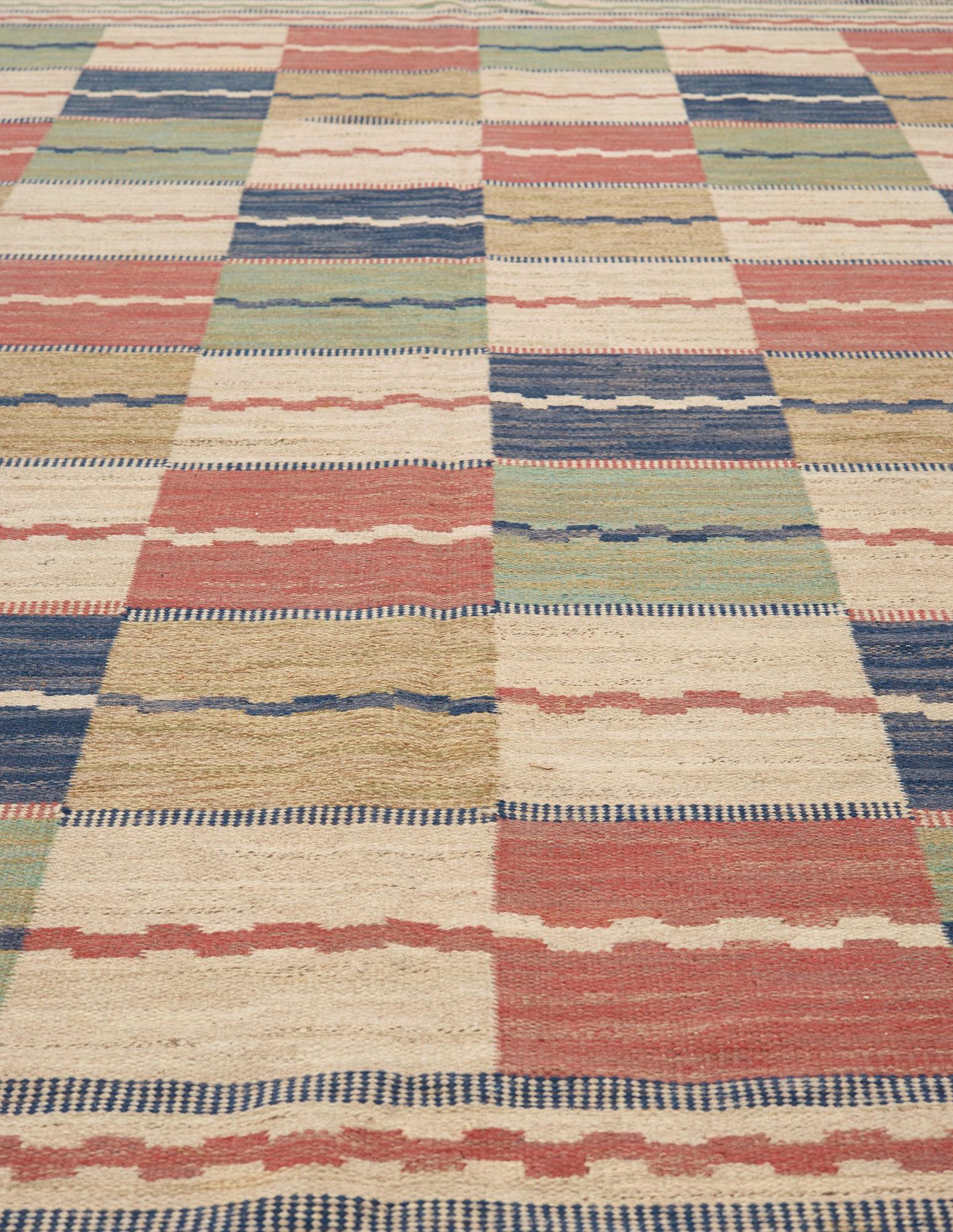 Märta Måås-Fjetterström, A CARPET. "Vita Rutmattan". Flat weave. 362,5 x 221  cm. Signed AB MMF.