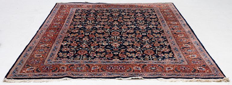 Rug, Iran, approx. 307 x 210 cm.