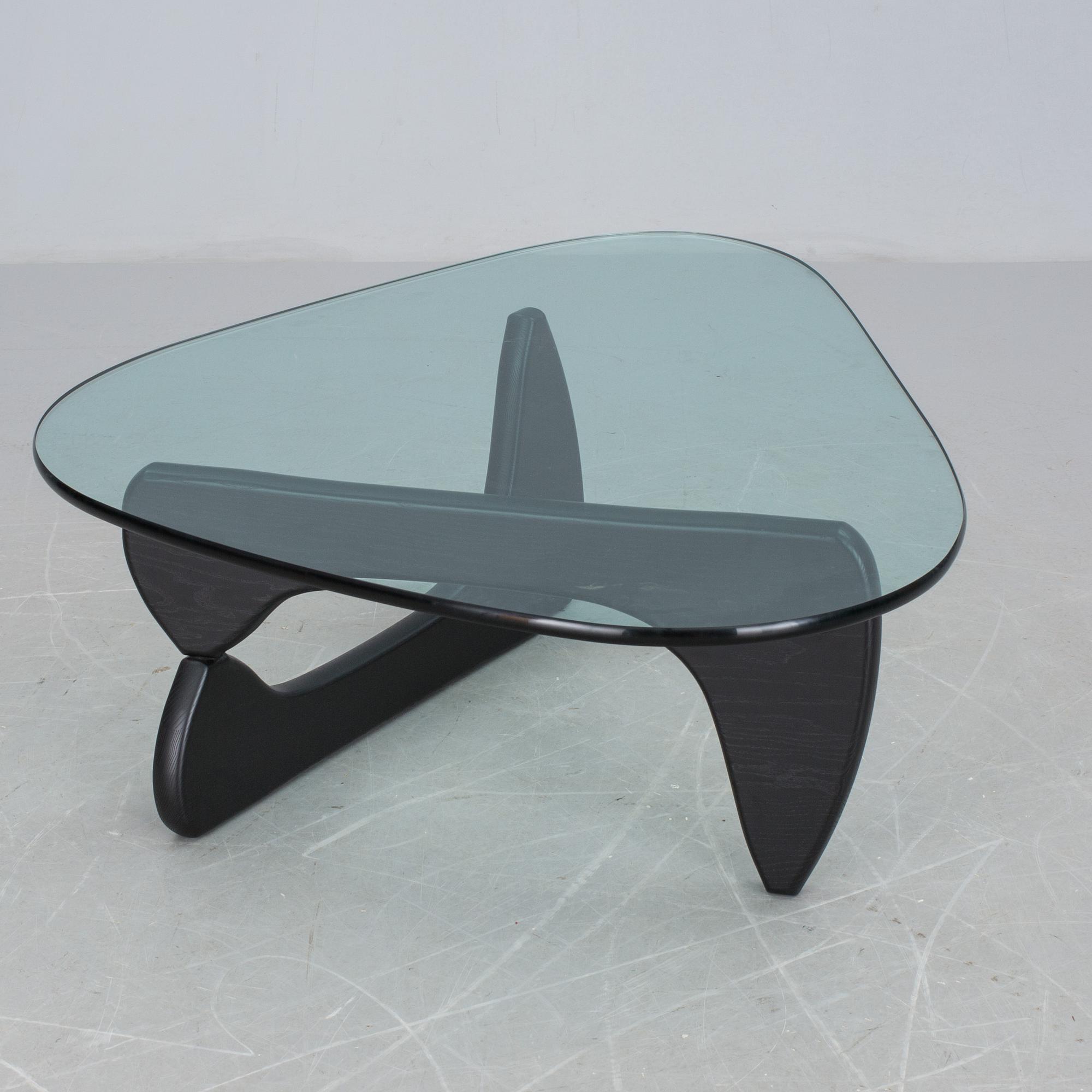 SOFFBORD, "Noguchi", Isamu Noguchi, Vitra. 1900-talets senare del.