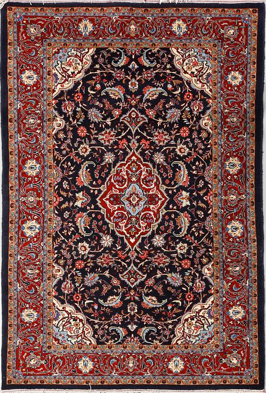 MATTA, Sarouk/keshan. Ca 200x137 cm.