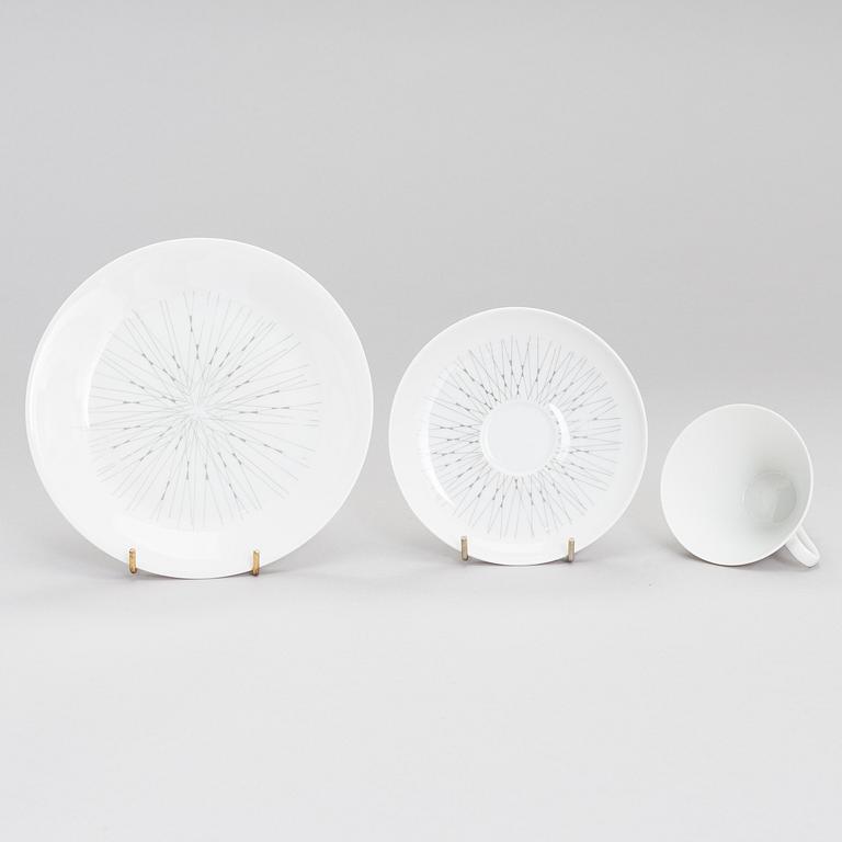 KYLLIKKI SALMENHAARA, A 13-piece "Stella" porcelain coffee set, decor by Raija Uosikkinen, Arabia 1957-1970.