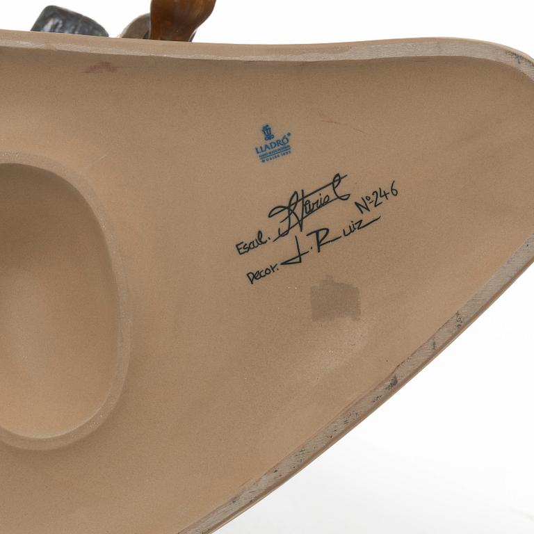 Salvador Furió, figurine, "Days of yore", Lladró, Spain, 1993-1998.