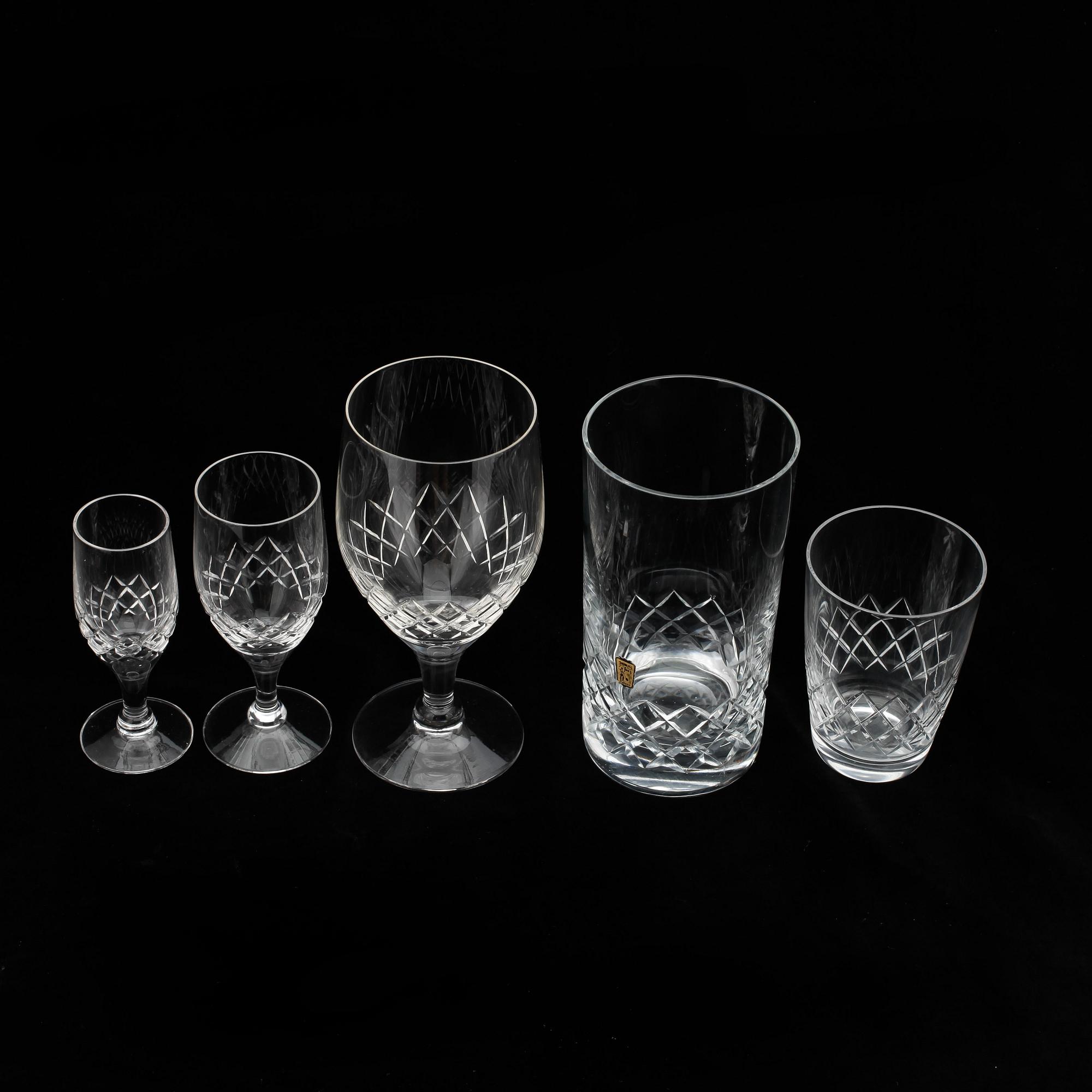 SERVISDELAR, 43 st, glas, Johansfors, 1900-talets mitt.