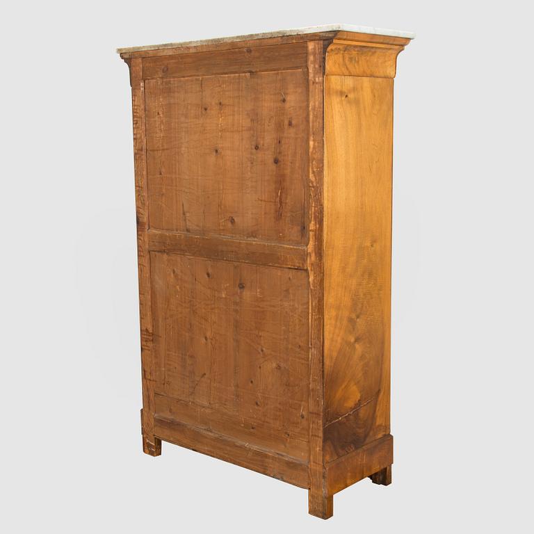 A late 19th century chiffonier.