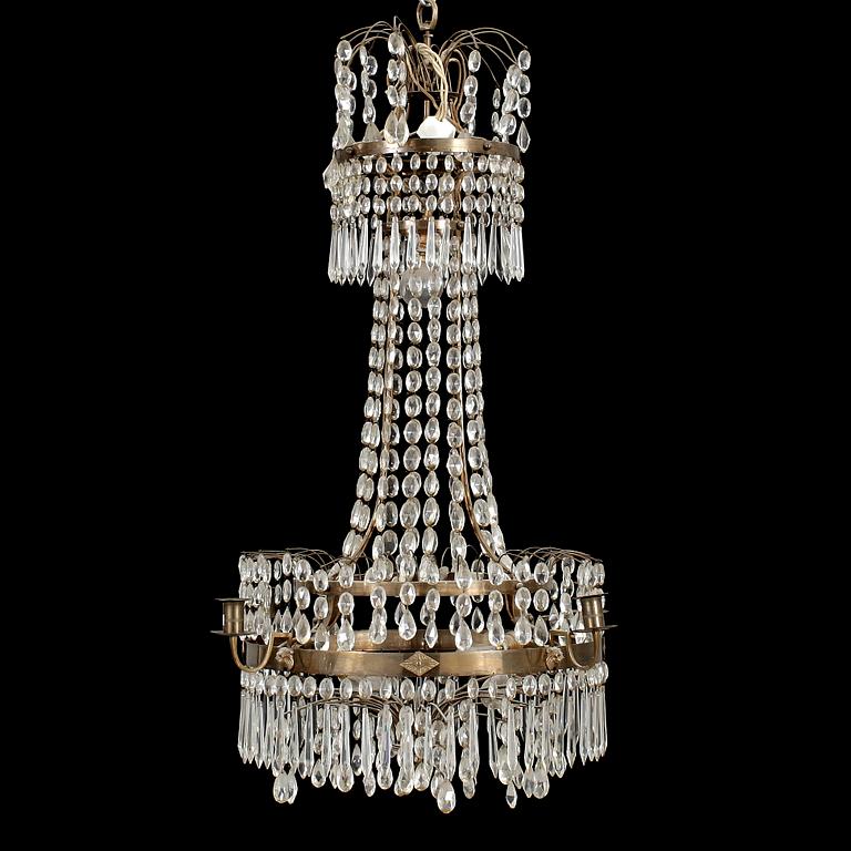 LJUSKRONA, gustaviansk stil, 1900-talets början. Höjd ca 89 cm.
