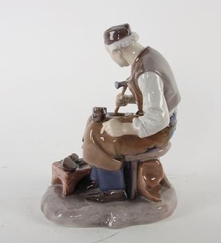 FIGURIN, porslin, Bing & Gröndal.