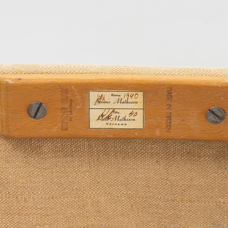 Bruno Mathsson, a foot stool, Firma Karl Mathsson, Värnamo 1940.