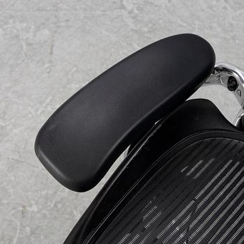 Don Chadwick och Bill Stumpf, skrivbordsstol, "Aeron", Herman Miller.