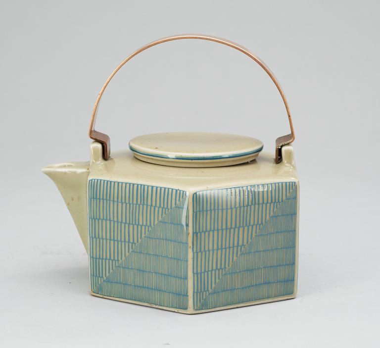 A Signe Persson Melin stoneware 'Six-sided' teapot, Rörstrand.