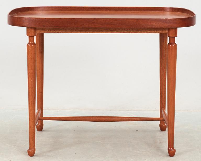 A Josef Frank mahogany table model 961, Svenskt Tenn, Sweden.