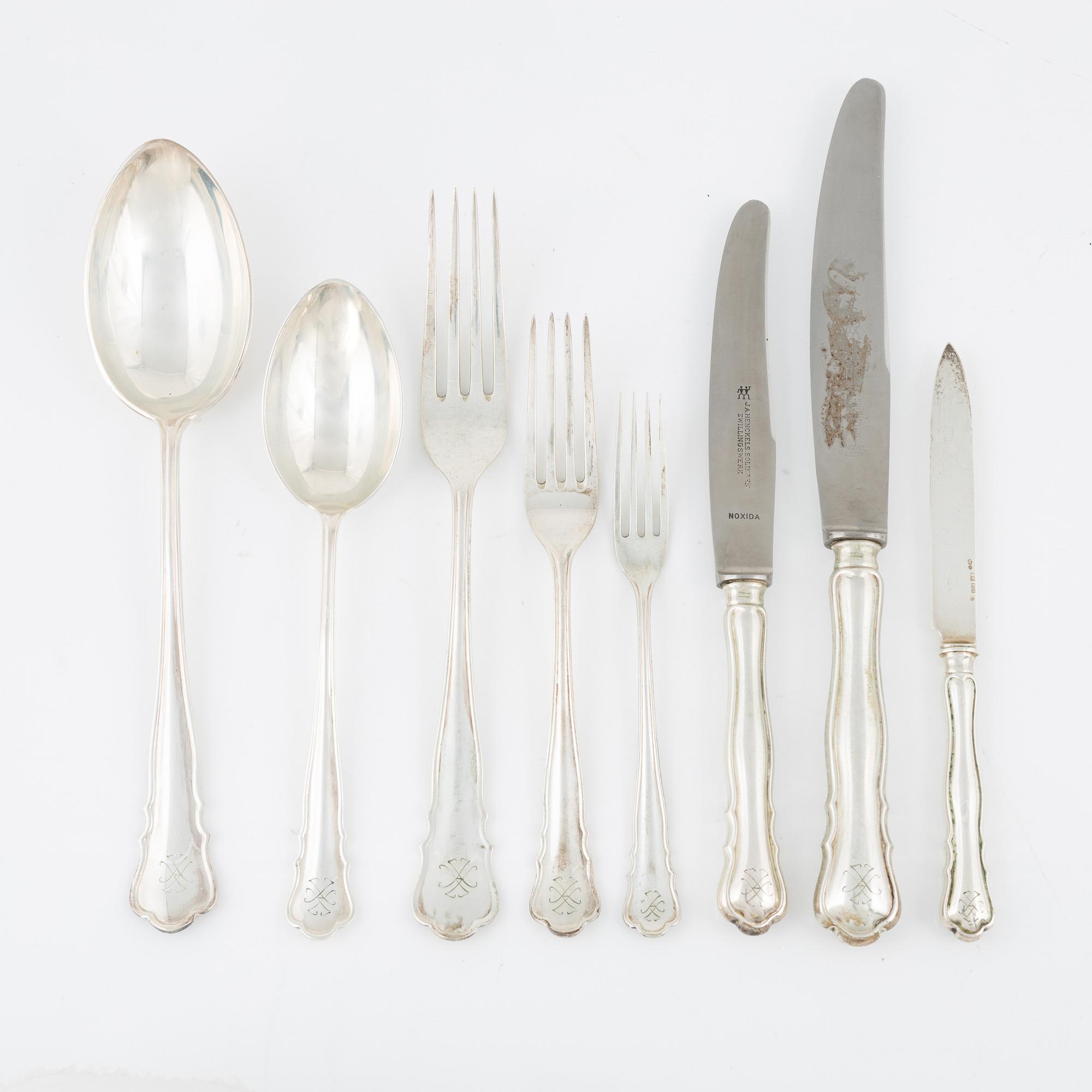 Bestick, silver, 53 delar. Chippendale, Harald Linder, Uddevalla, 1928.