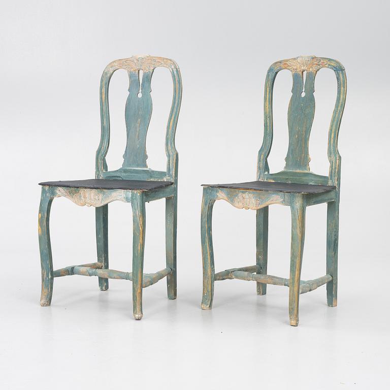 A pair of polychrome-painted folk art chairs from Järvsö, Hälsingland, late 18th/early 19th century.