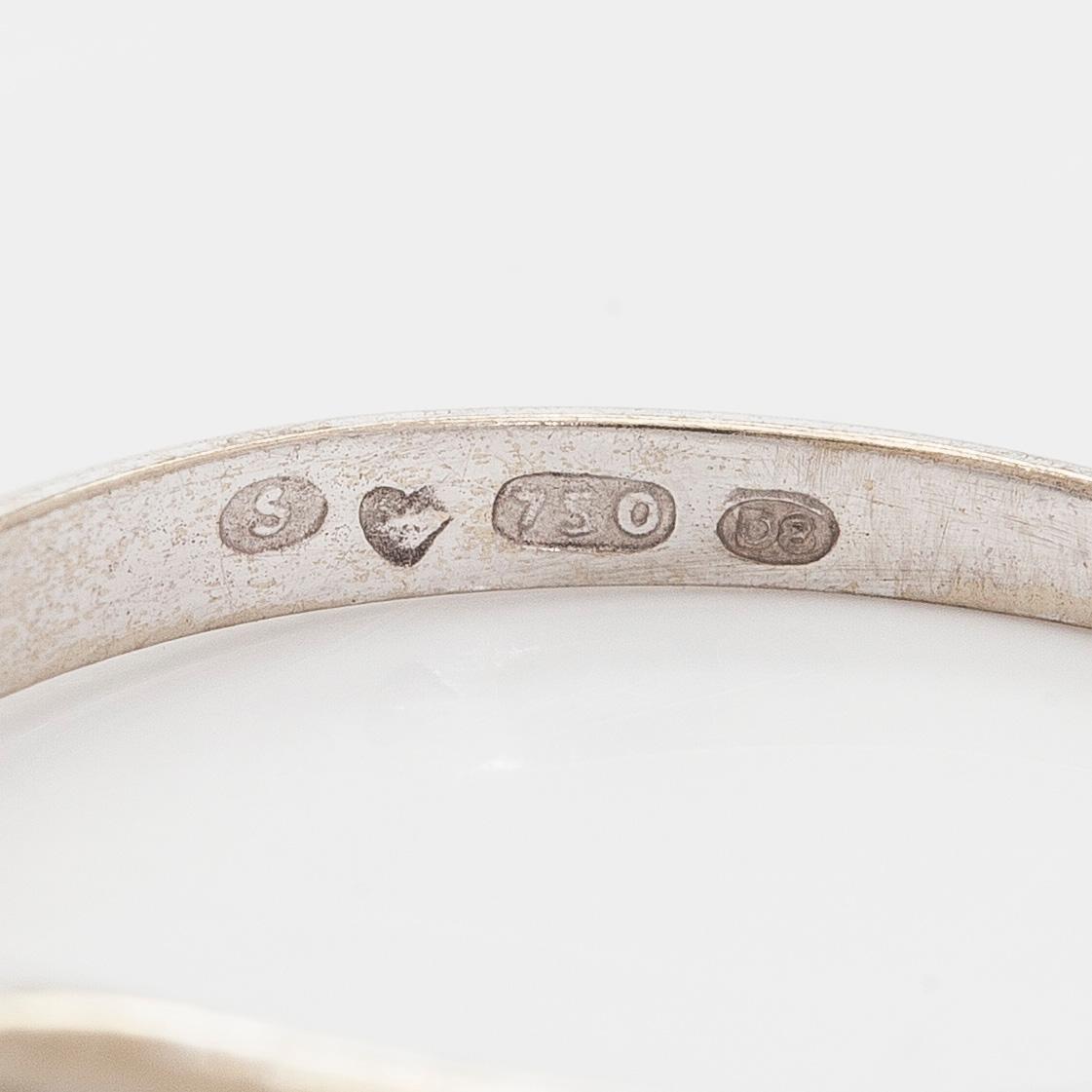 Sormus, briljanttihiottu timantti noin 0,30 ct, 18K valkokultaa.