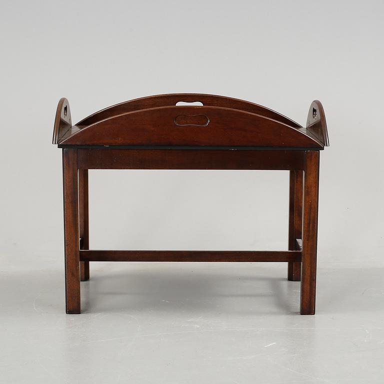 BORD, sk Butlers Tray, England, 1900-talets andra hälft.