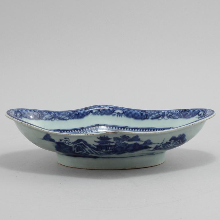 SKÅL, porslin, Kina, 1800-tal.