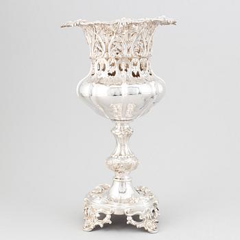 A Swedish mid 19th century silver urn, mark of Gustaf Möllenborg, Stockholm 1856.