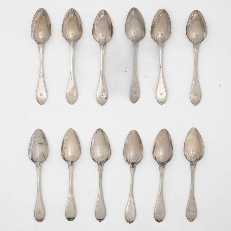Johan Petter Grönvall, matskedar, 12 st, silver, gammalsvensk modell, Stockholm 1816.