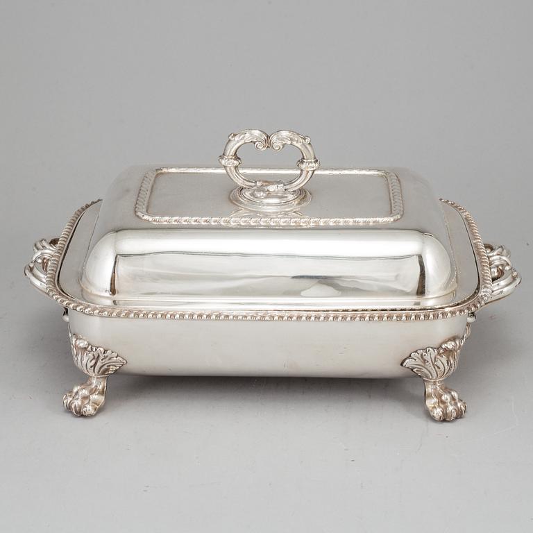 Dubbelkarott med värmeställ, pläter, England 1800-tal.