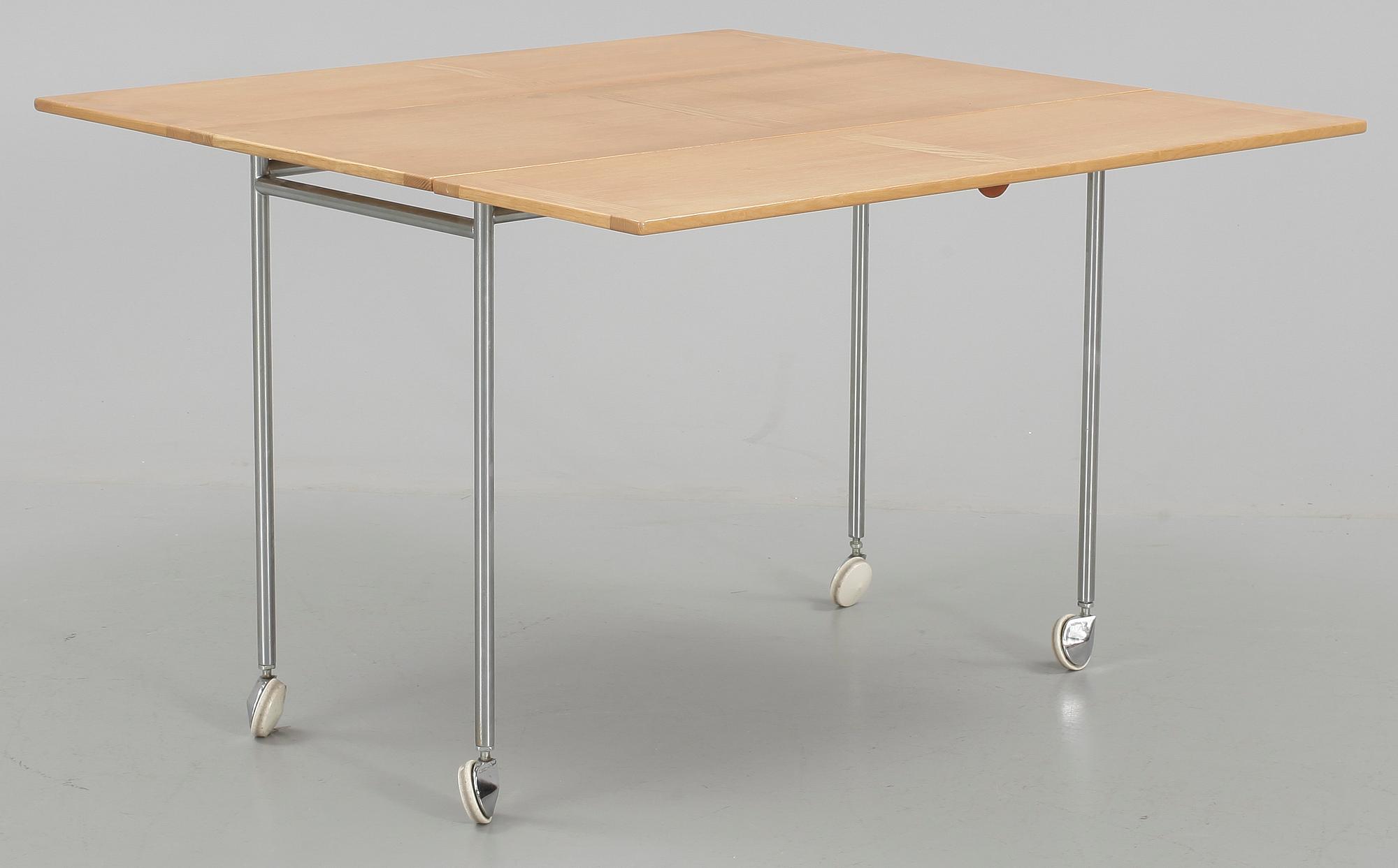 KLAFFBORD, Bruno Mathsson, Mathsson International, Värnamo. 1900-talets andra hälft.