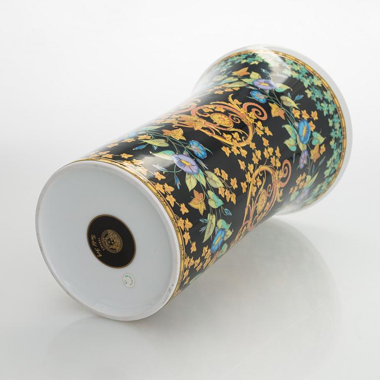 Versace, vas "Gold Ivy", porslin, för Rosenthal Tyskland, 1900-talets slut.