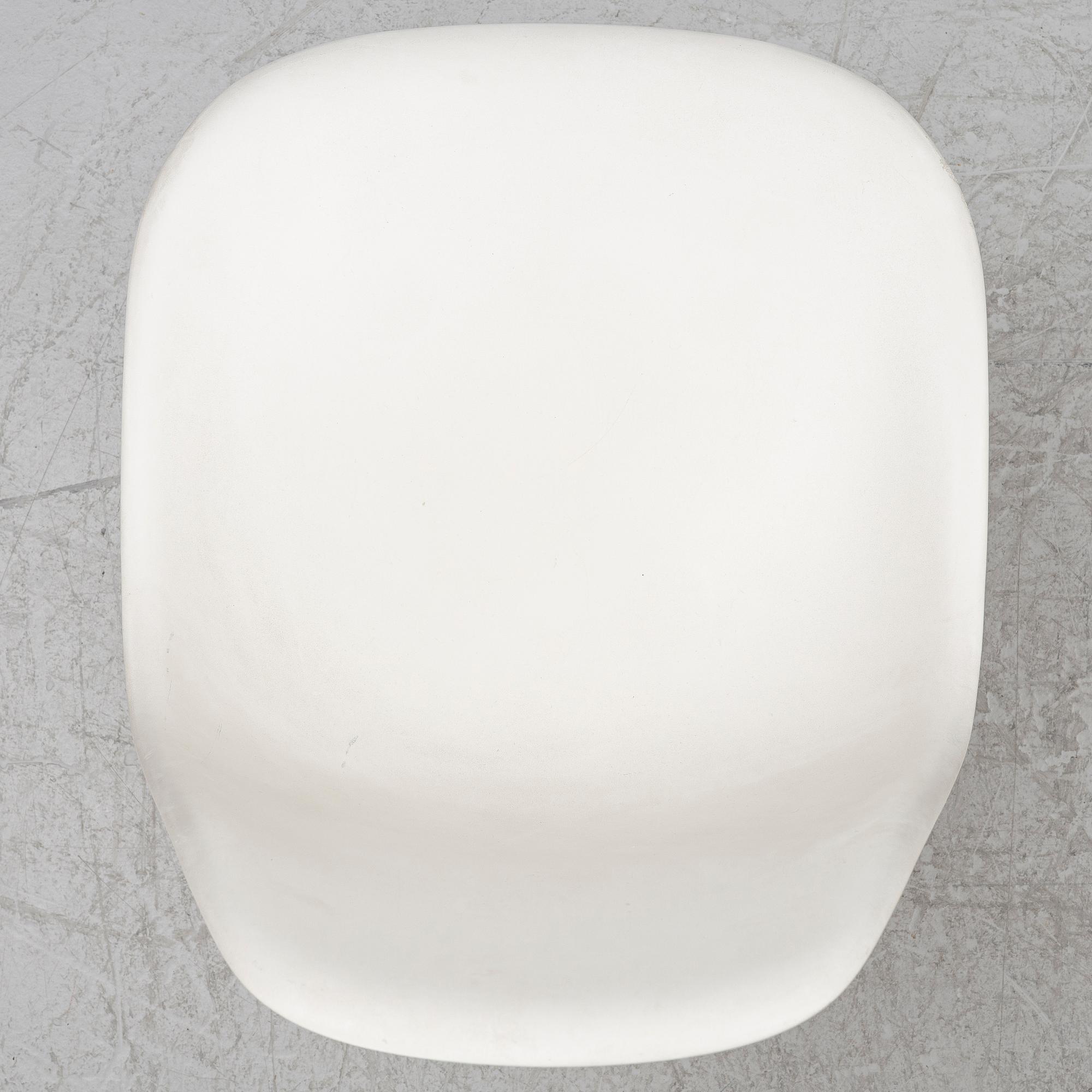 Charles & Ray Eames, stolar, ett par, "Plastic chair DSR", Vitra,