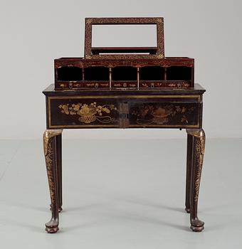 A lacquered 'bonnehur de jour' export table, Qing dynasty, Qianlong (1736-95).