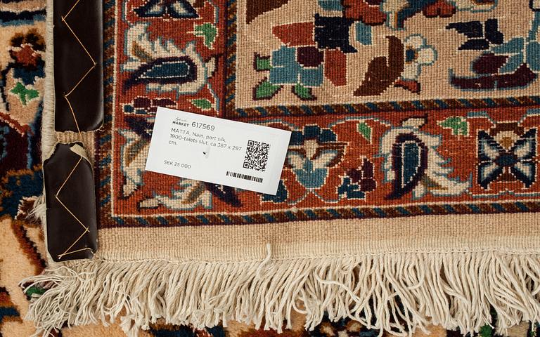 MATTA, Nain, part silk, 1900-talets slut, ca 387 x 297 cm.