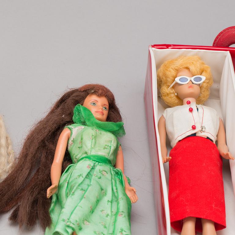 BARBIEDOCKA med tillbehör, Mattel, 1960-tal.